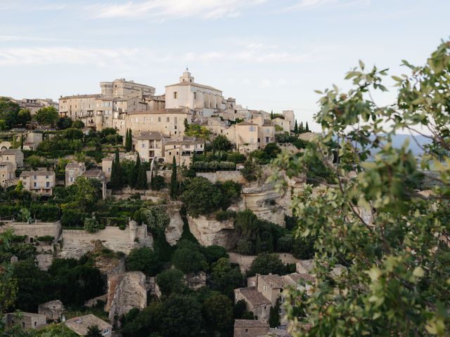 Le mariage de Robert et Sophie à Gordes, Vaucluse 2