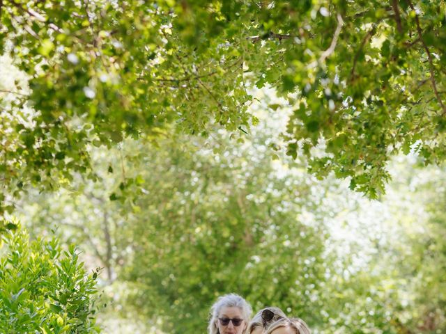 Le mariage de Robert et Sophie à Gordes, Vaucluse 32