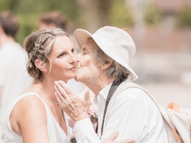 Le mariage de Raphael et Stephanie à sarcenas, Isère 25
