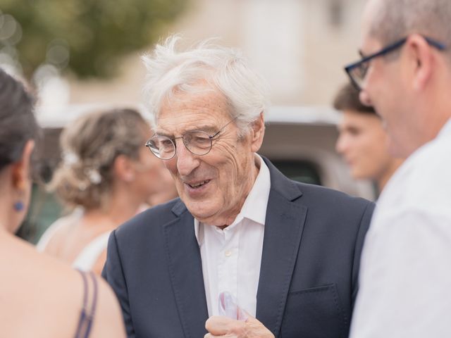 Le mariage de Raphael et Stephanie à sarcenas, Isère 31