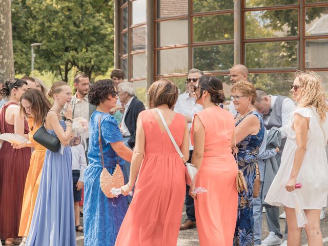 Le mariage de Raphael et Stephanie à sarcenas, Isère 35