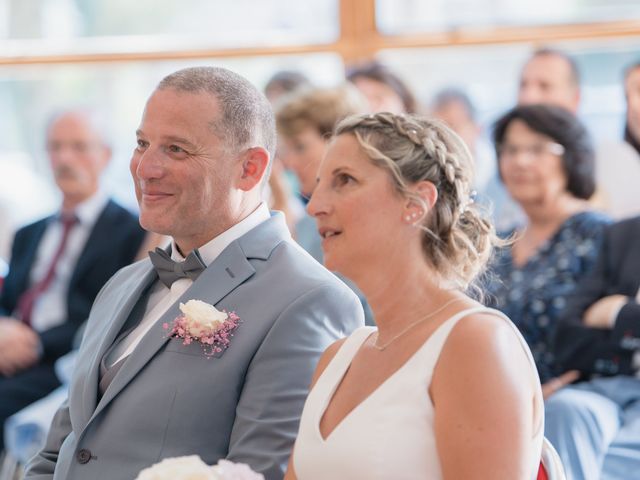 Le mariage de Raphael et Stephanie à sarcenas, Isère 45