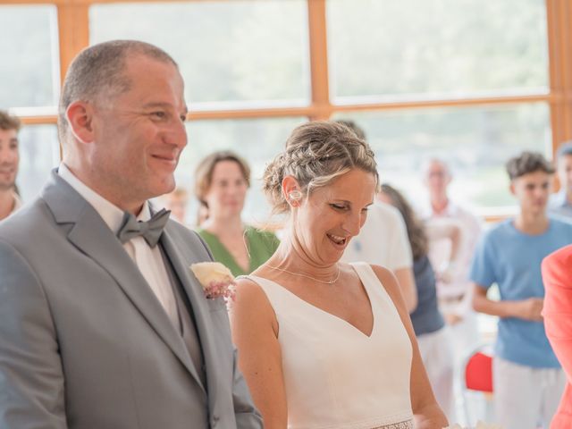 Le mariage de Raphael et Stephanie à sarcenas, Isère 74