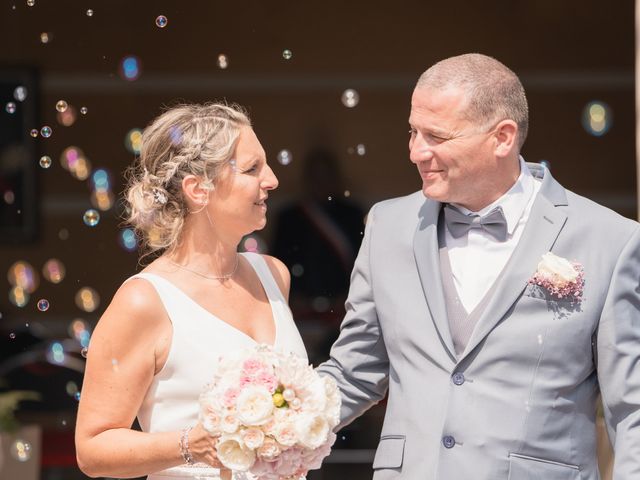 Le mariage de Raphael et Stephanie à sarcenas, Isère 102