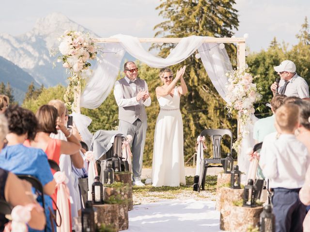 Le mariage de Raphael et Stephanie à sarcenas, Isère 171