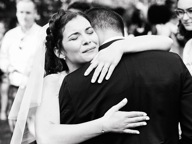 Le mariage de Kevin et Julie à Carrières-sur-Seine, Yvelines 33