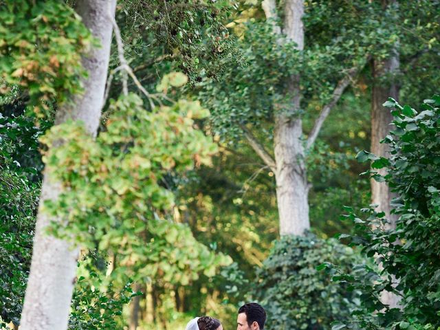 Le mariage de Kevin et Julie à Carrières-sur-Seine, Yvelines 44