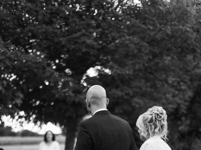 Le mariage de Vincent et Camille à Saint-Trivier-sur-Moignans, Ain 32