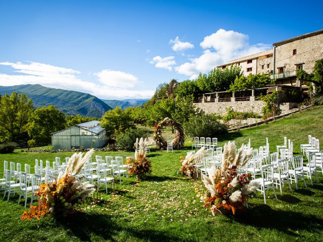 Le mariage de Damien et Maia à Entrevaux, Alpes-de-Haute-Provence 15