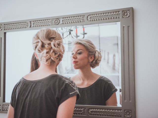 Le mariage de Sylvain et Camille à Tour-en-Bessin, Calvados 2