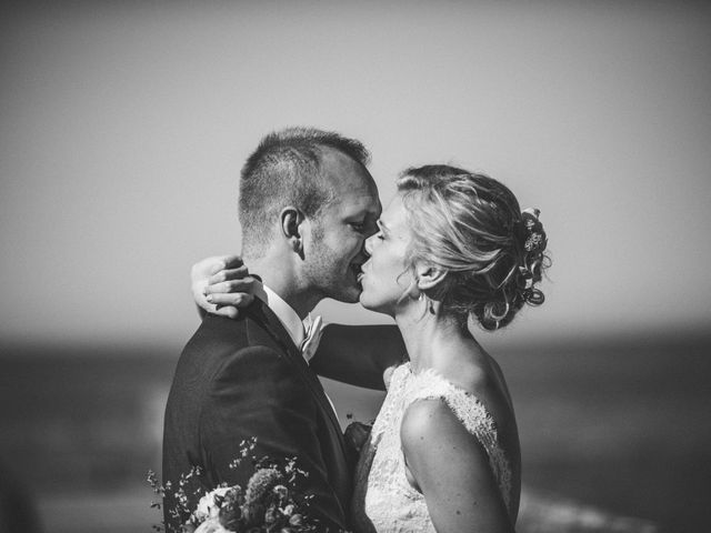 Le mariage de Sylvain et Camille à Tour-en-Bessin, Calvados 47