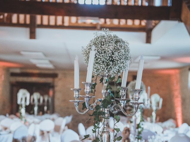 Le mariage de Sylvain et Camille à Tour-en-Bessin, Calvados 61