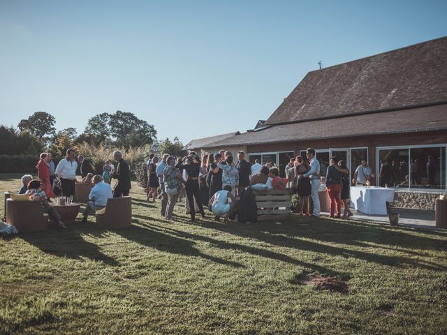 Le mariage de Sylvain et Camille à Tour-en-Bessin, Calvados 67