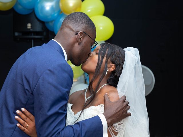 Le mariage de Djibril et Inna à Clermont-Ferrand, Puy-de-Dôme 15