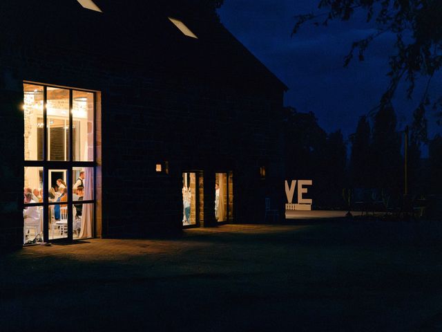 Le mariage de Sulli et Alexia à Rânes, Orne 2