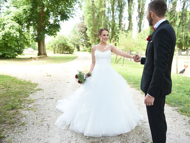 Le mariage de Romain et Mathilde à Velars-sur-Ouche, Côte d'Or 13
