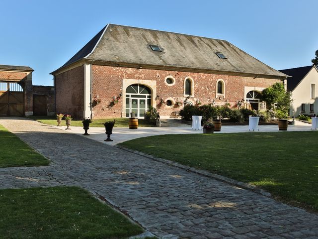 Le mariage de Damien et Romane à Roye-sur-Matz, Oise 4