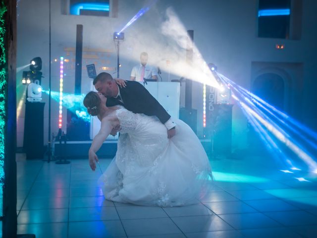 Le mariage de Damien et Romane à Roye-sur-Matz, Oise 98