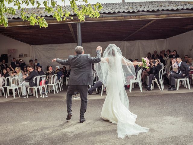 Le mariage de Julien et Wessalie à Saint-Martin-la-Plaine, Loire 22