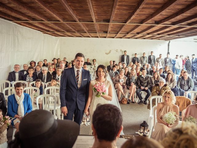 Le mariage de Julien et Wessalie à Saint-Martin-la-Plaine, Loire 24