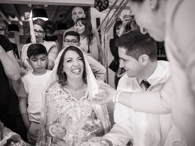 Le mariage de Julien et Wessalie à Saint-Martin-la-Plaine, Loire 48