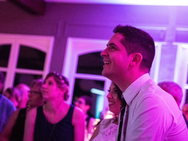 Le mariage de Julien et Wessalie à Saint-Martin-la-Plaine, Loire 51
