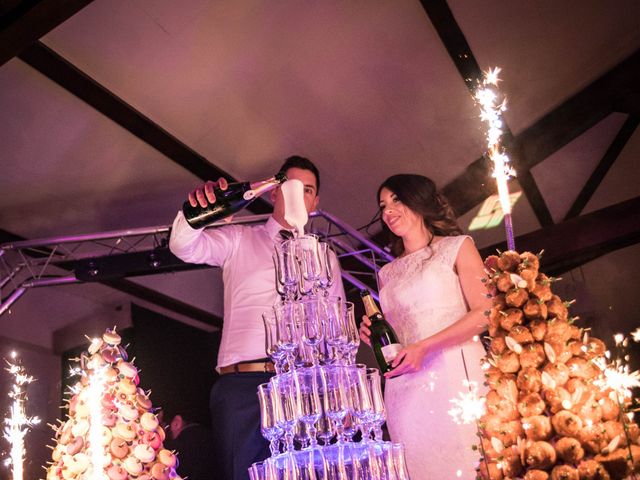 Le mariage de Julien et Wessalie à Saint-Martin-la-Plaine, Loire 53