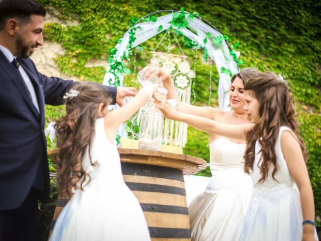 Le mariage de Bastien et Mandy  à Bages, Aude 13