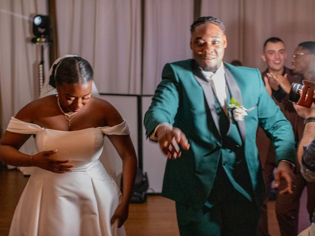 Le mariage de Kevin et Charlène à Reims, Marne 6