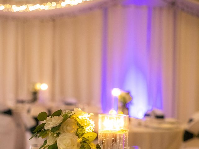 Le mariage de Kevin et Charlène à Reims, Marne 12