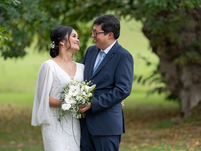 Le mariage de Adrien et Angela à Bagnoles-de-l'Orne, Orne 4