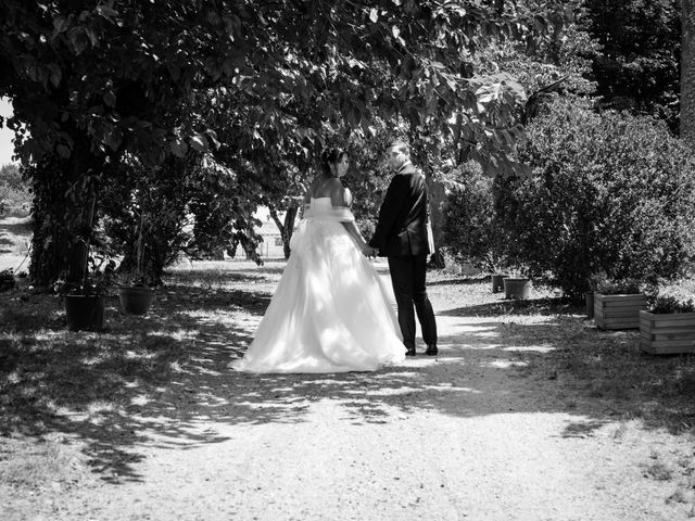 Le mariage de Romain et Sarah à Épinouze, Drôme 9