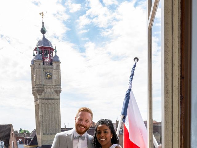 Le mariage de Pierre et Sarah à Bergues, Nord 15