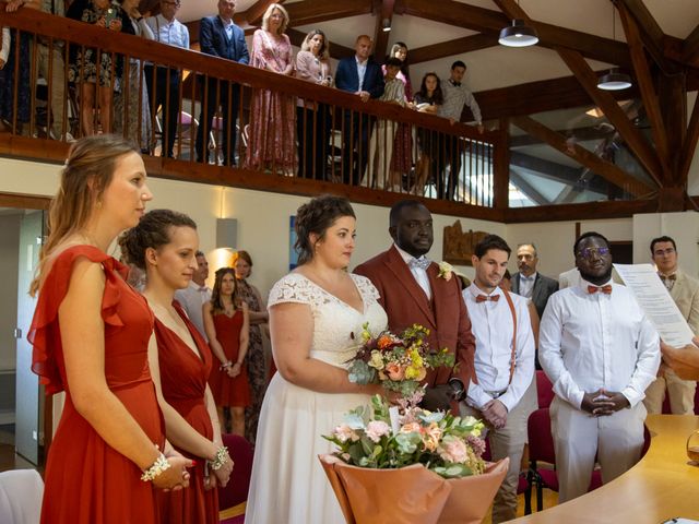 Le mariage de Daouda et Elodie à Les Mathes, Charente Maritime 10