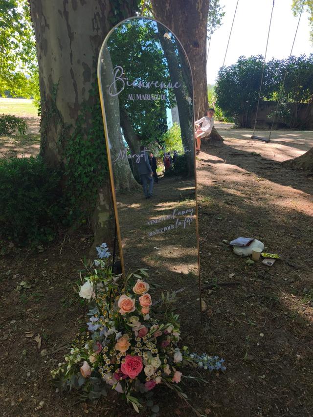 Au Petit Bouquet - 1