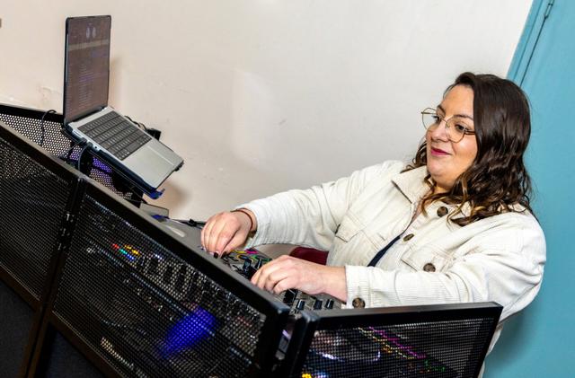 DJ Joya - 4