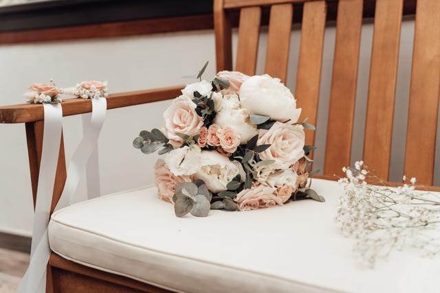 Lily & Bloom - 1