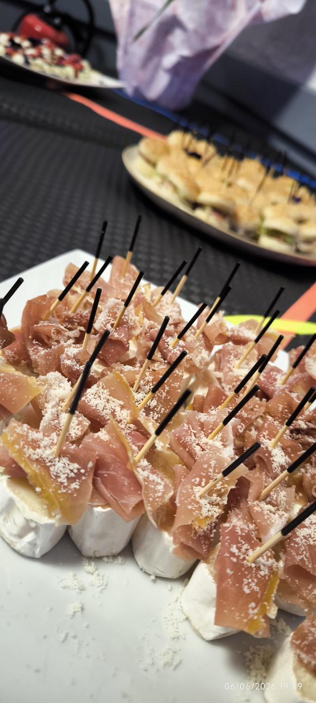 Le Petit Gourmet Traiteur - 2