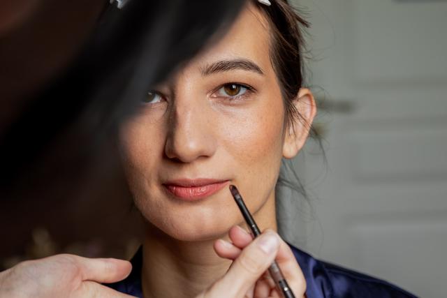 Mirage Makeup Artist - 1