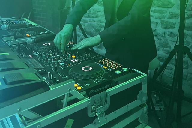 DJ Sam 4