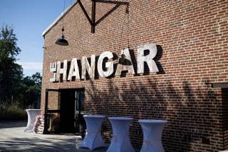 Le Hangar - 11