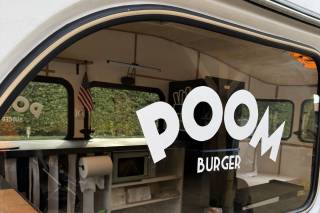 Poom Burger & Hot-dogs - 11