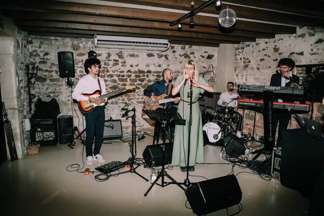 Lily & The Dandies 5