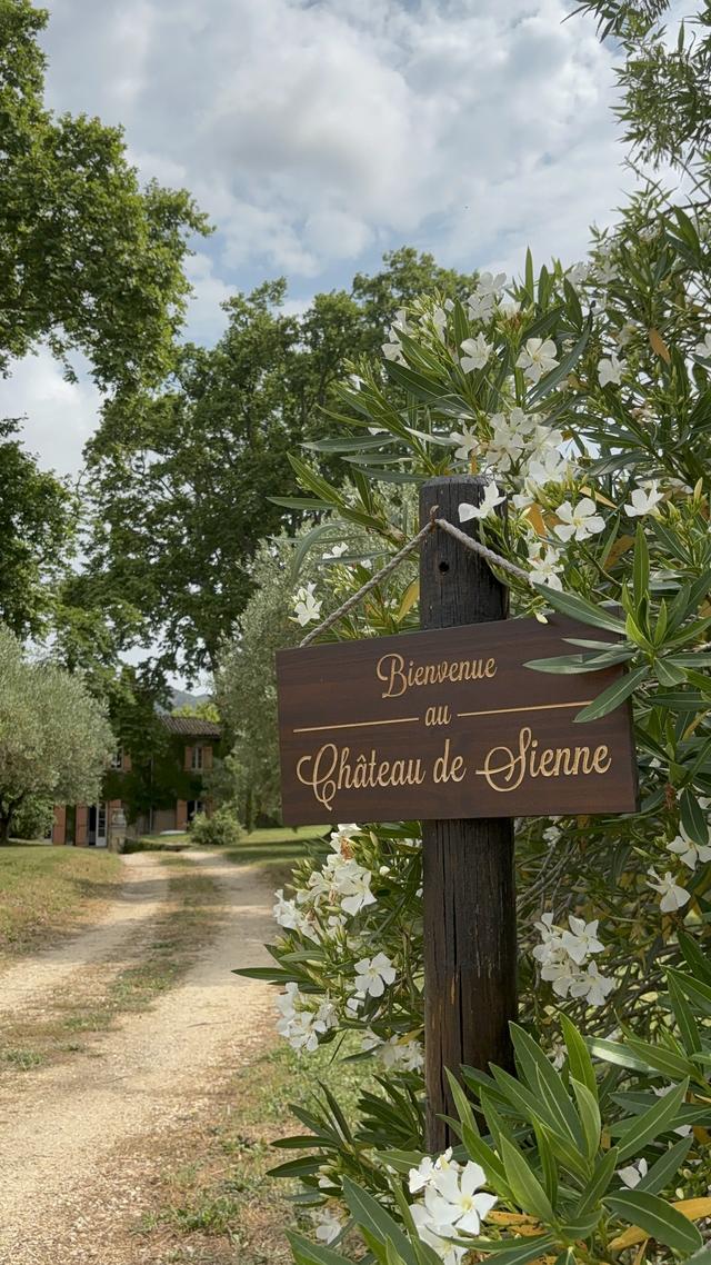 Château Bucolique - 2