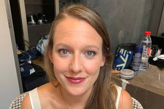 Pauline Munoz Makeup - 17