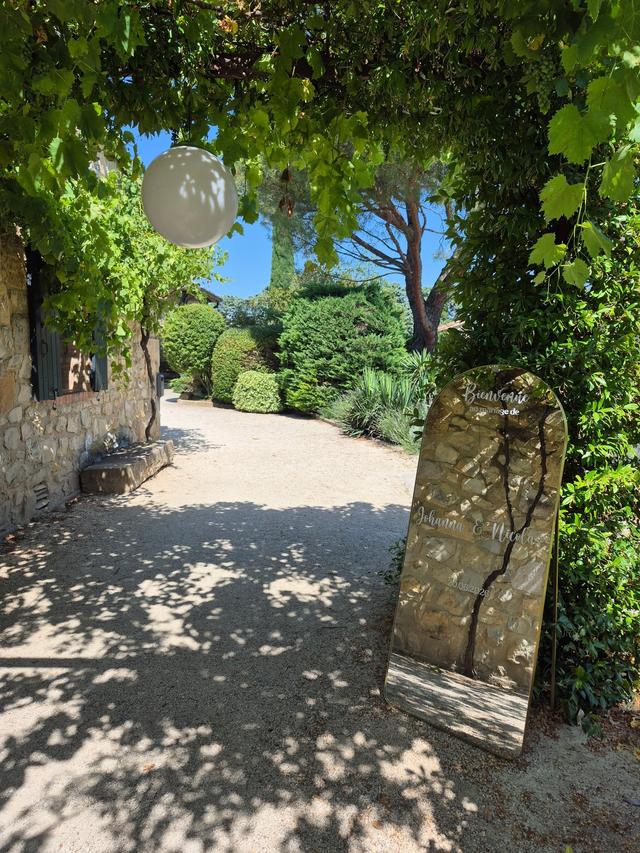 Domaine de Chanteperdrix - 3