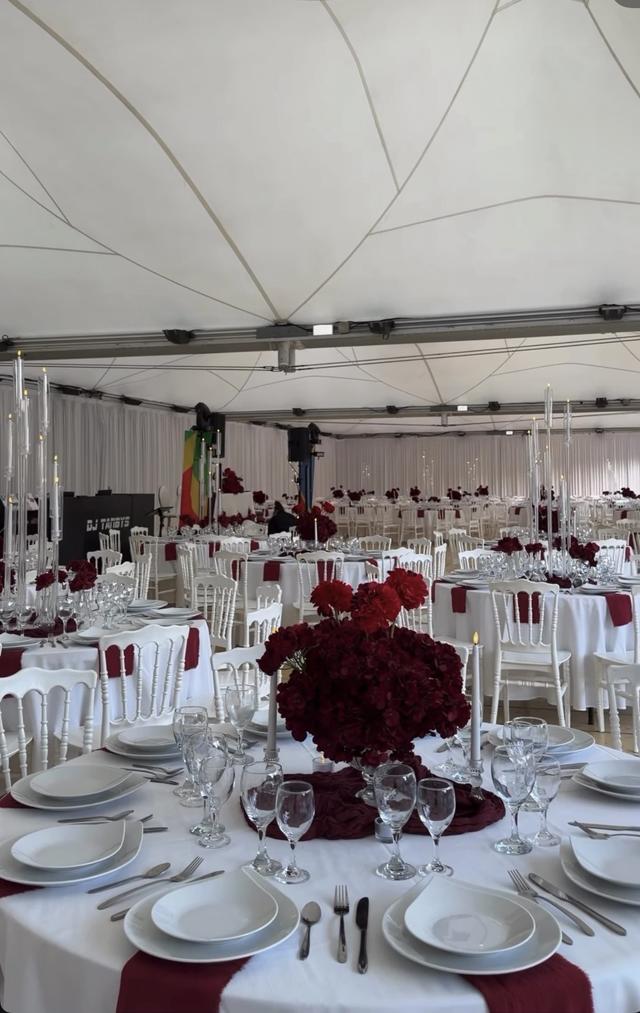 Pretty Big Event - 1
