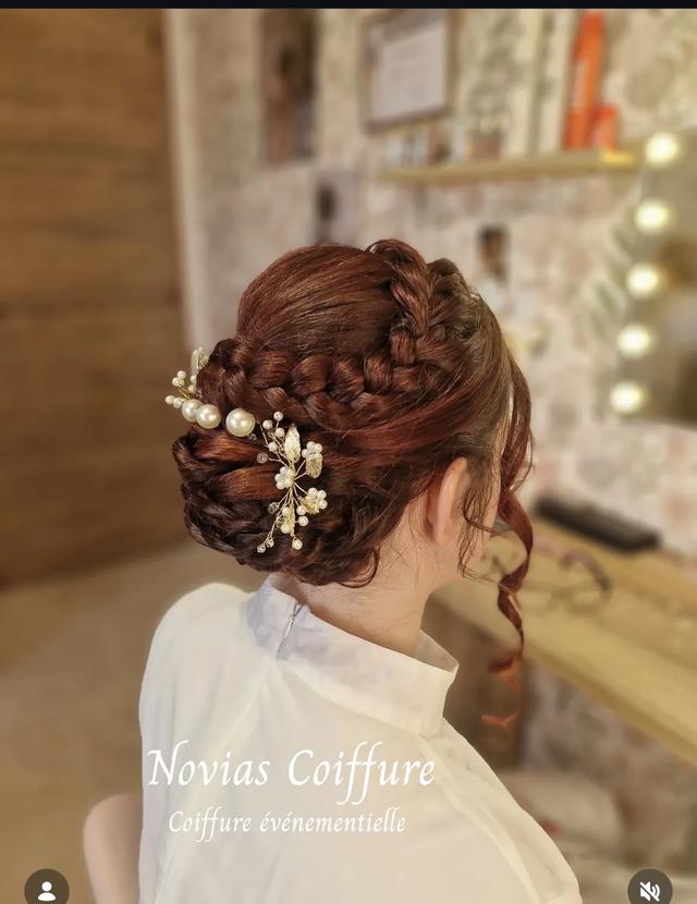 Novias Coiffure - 4