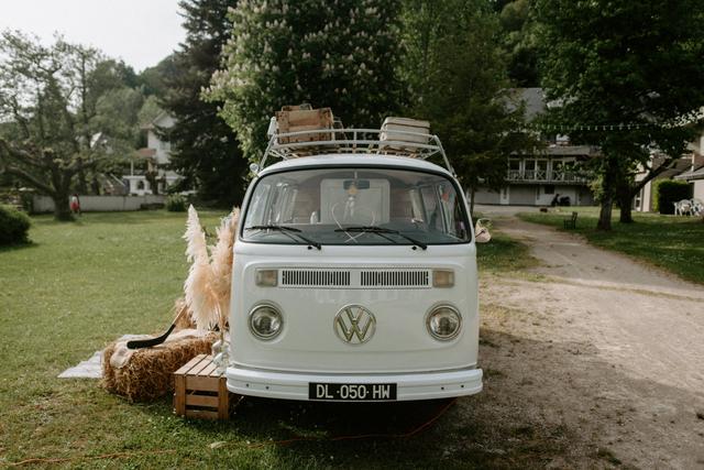 Auguste the bus - 1