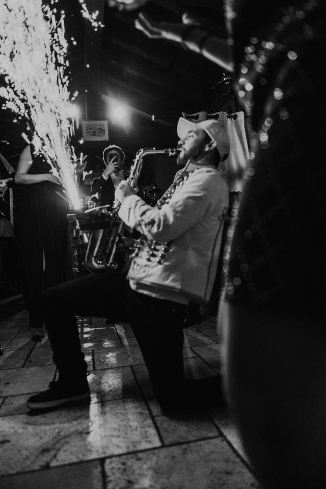 Sax Vibes - 1